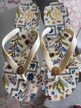 Tory Burch Ivory Strap Floral Print Flip Flops